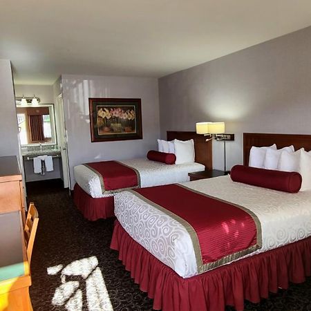 Dow Villa Motel Lone Pine Esterno foto