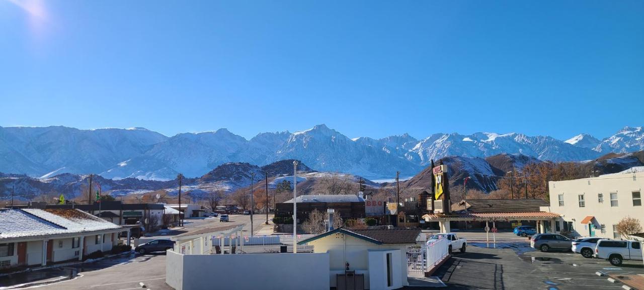 Dow Villa Motel Lone Pine Esterno foto