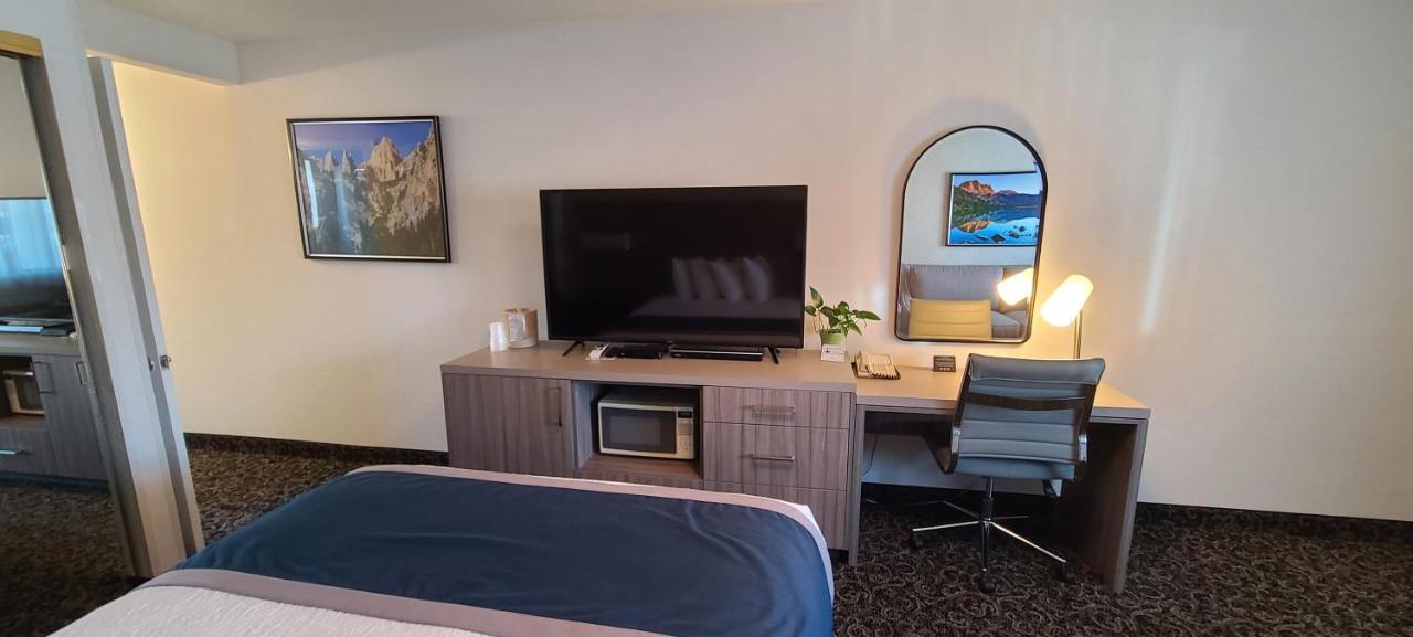 Dow Villa Motel Lone Pine Esterno foto