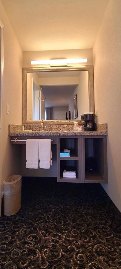 Dow Villa Motel Lone Pine Esterno foto