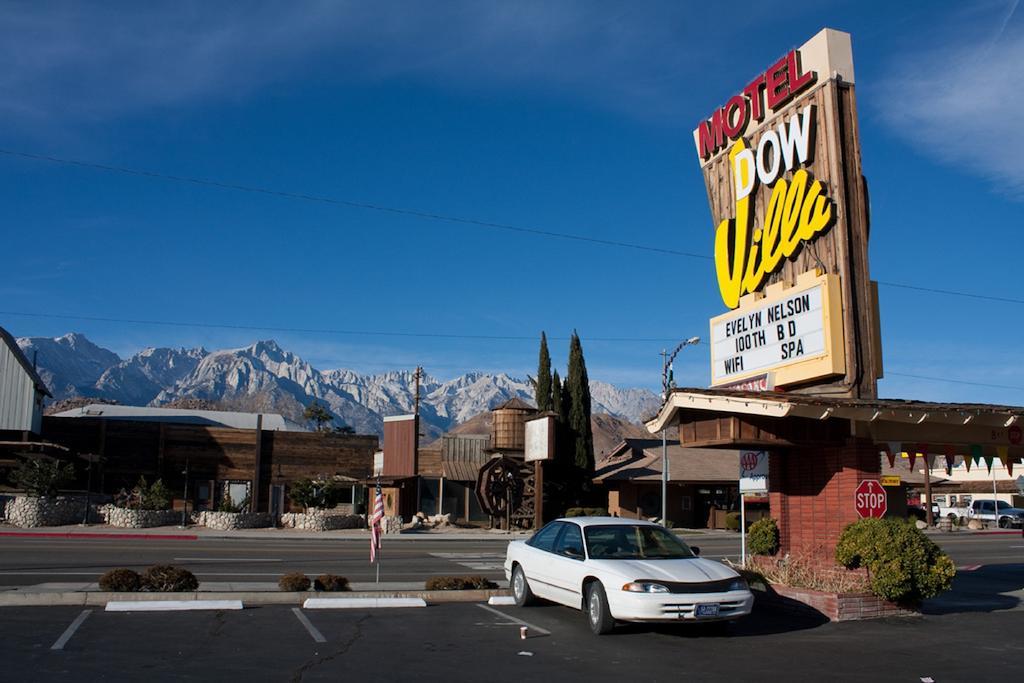 Dow Villa Motel Lone Pine Esterno foto
